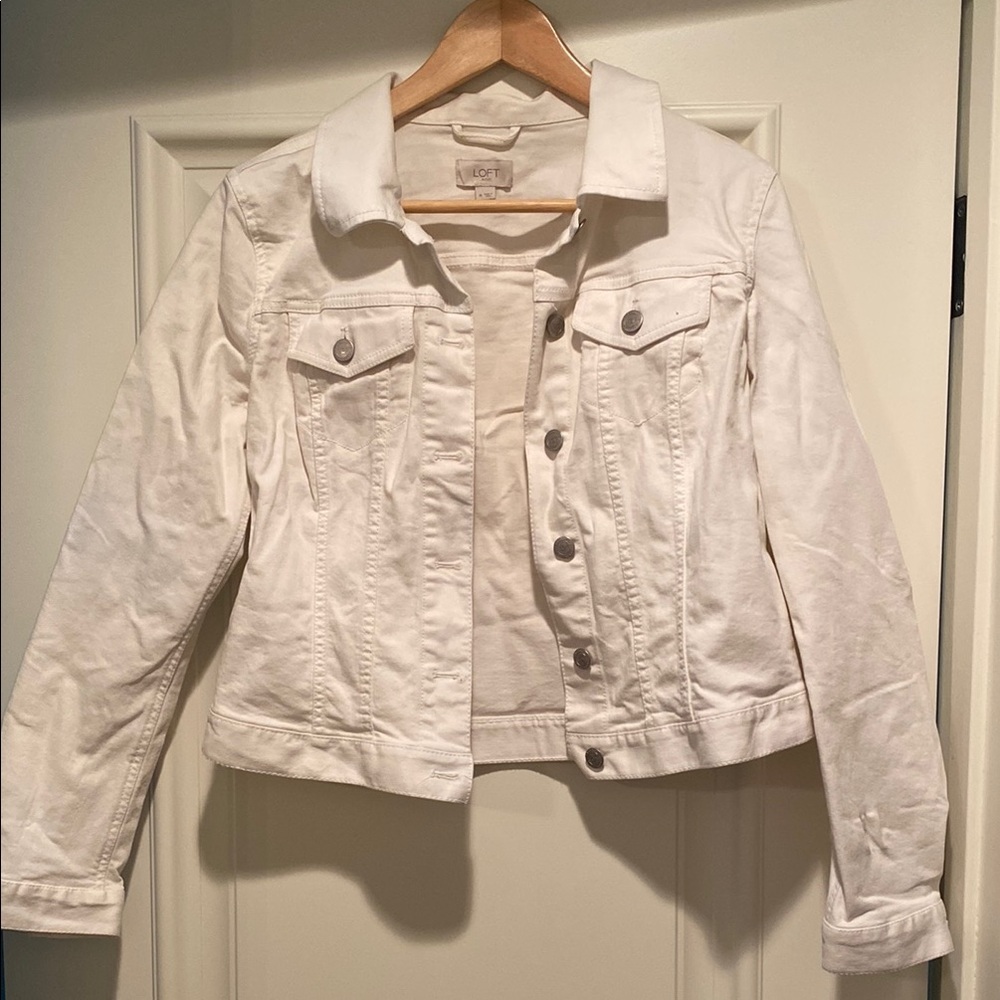 LOFT White Cropped Jean Jacket Versatile Design